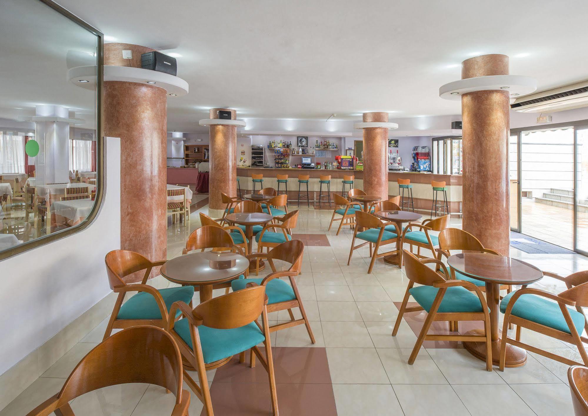 Hotel Brisa - Adults Only San Antonio  Exterior photo