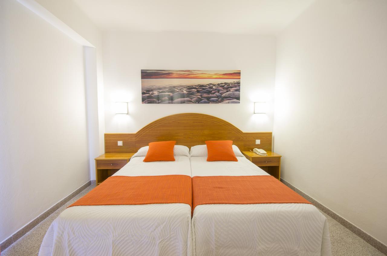 Hotel Brisa - Adults Only San Antonio  Exterior photo